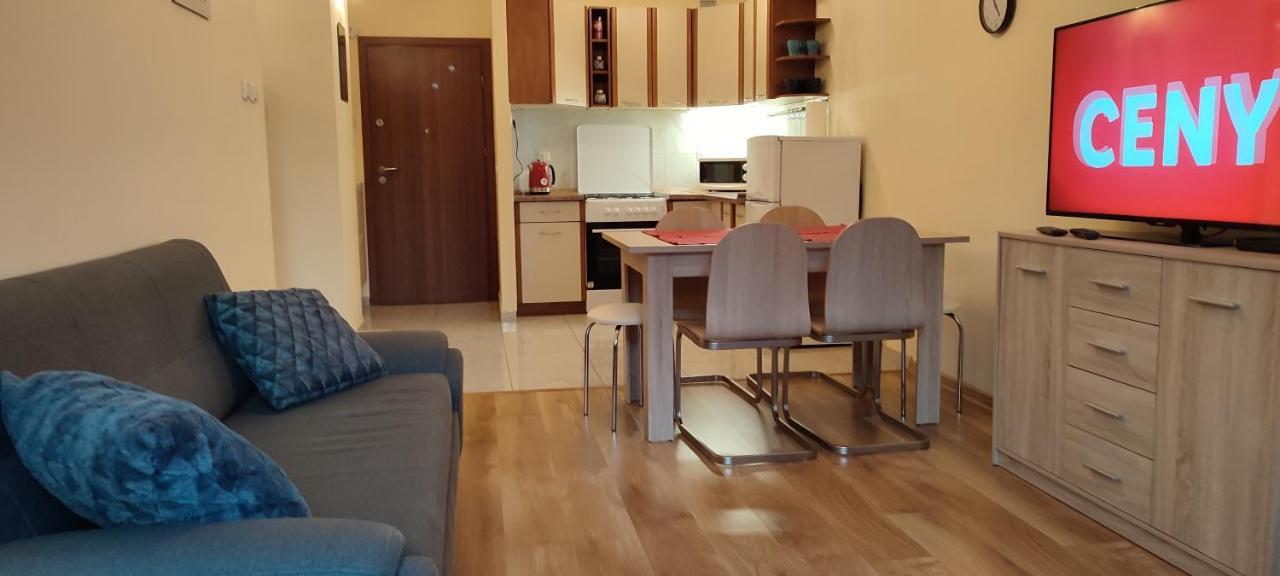 Top Apartamenty Centrum - Metro Rondo Onz Varşovia Exterior foto