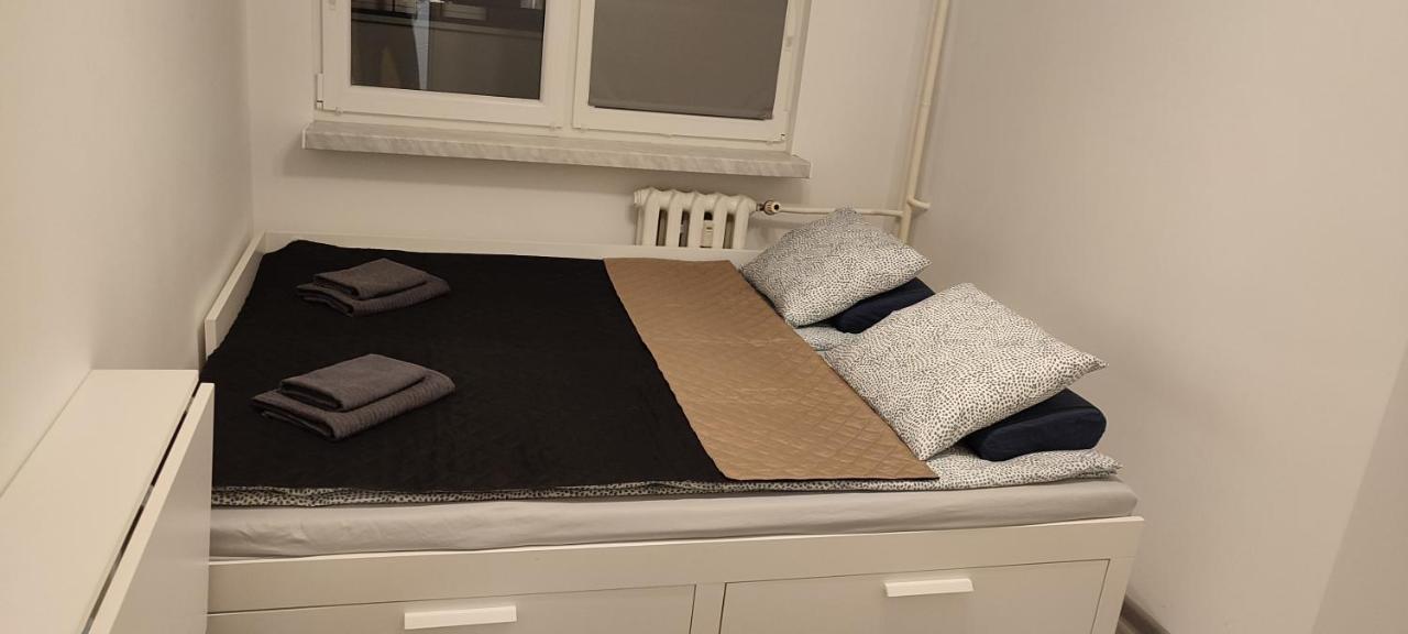 Top Apartamenty Centrum - Metro Rondo Onz Varşovia Exterior foto