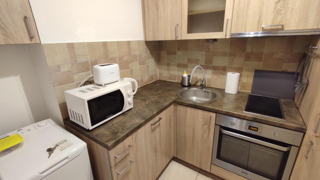 Top Apartamenty Centrum - Metro Rondo Onz Varşovia Exterior foto